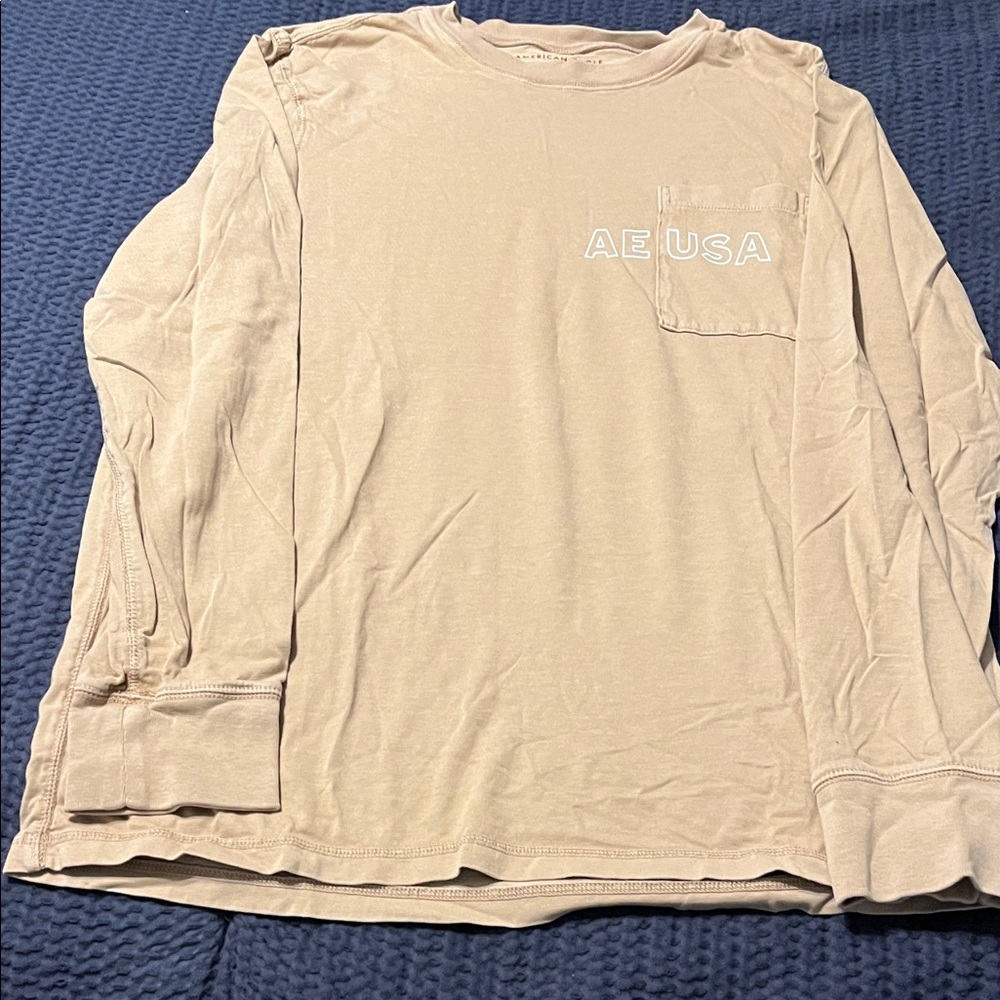 American Eagle Beige Crew Neck Long Sleeve Shirt